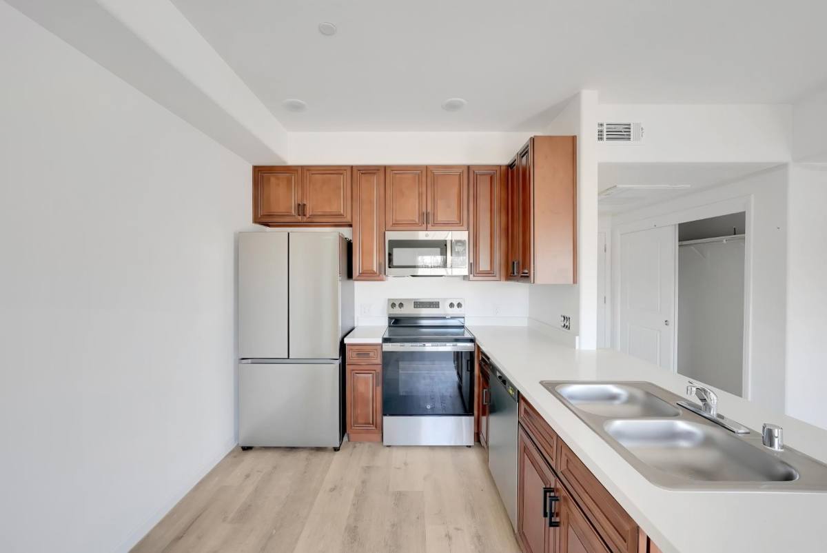 2060 Millennium Way, Hanford, CA 93230