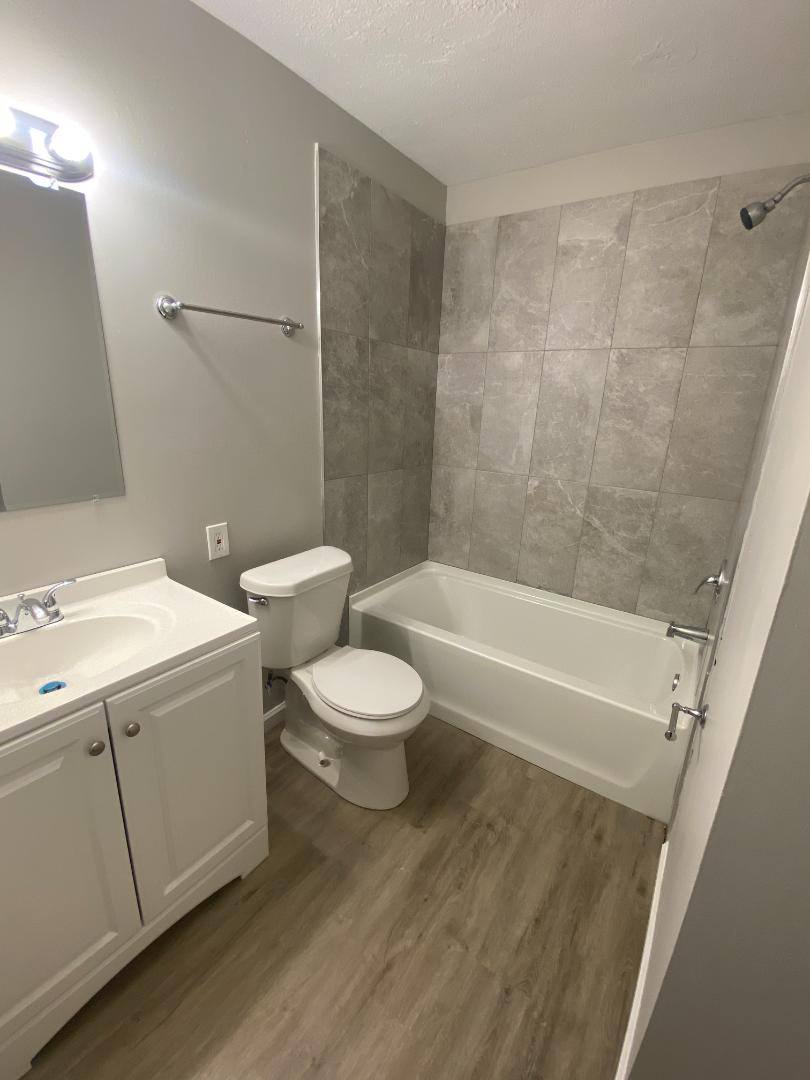 Apartment for rent at 84 Lasalle St #84-1, Mansfield, OH 44906