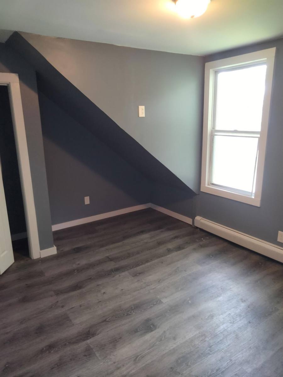 Apartment for rent at 212 Martin St #3, Hartford, CT 06120