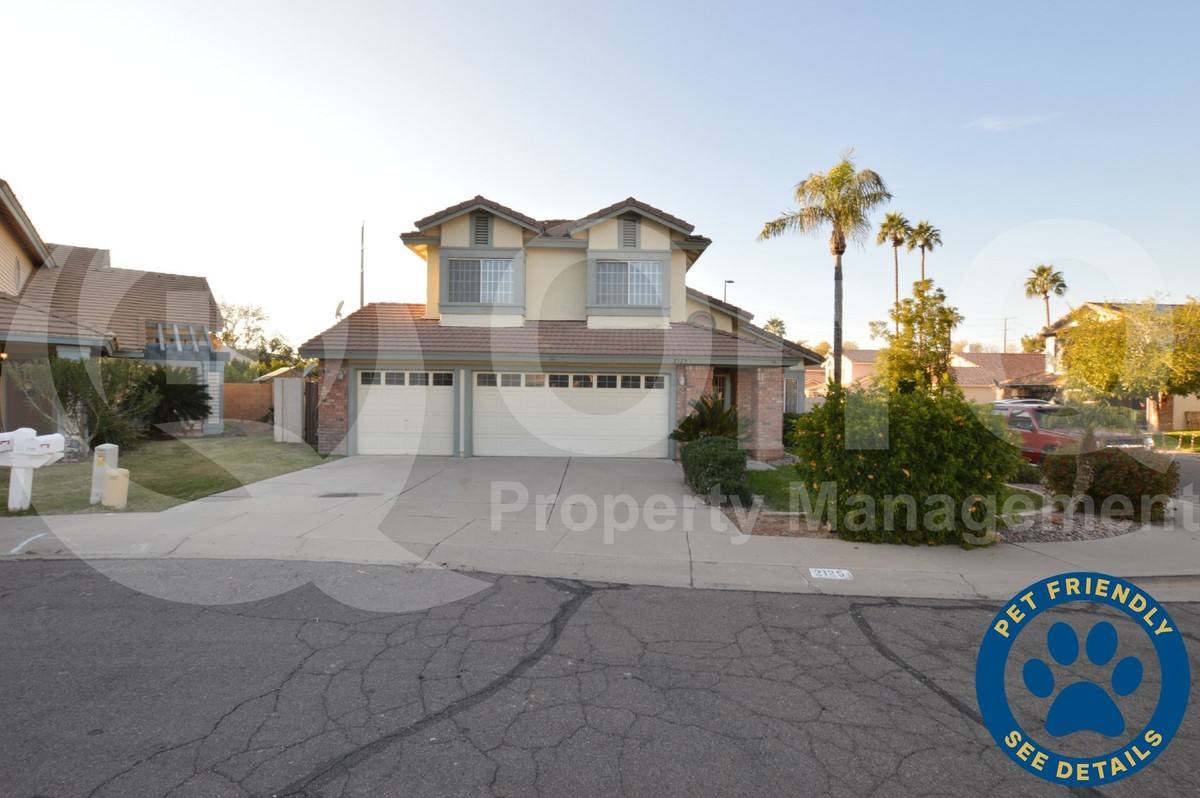 House for rent at 2125 E Nantuckett Dr, Gilbert, AZ 85234
