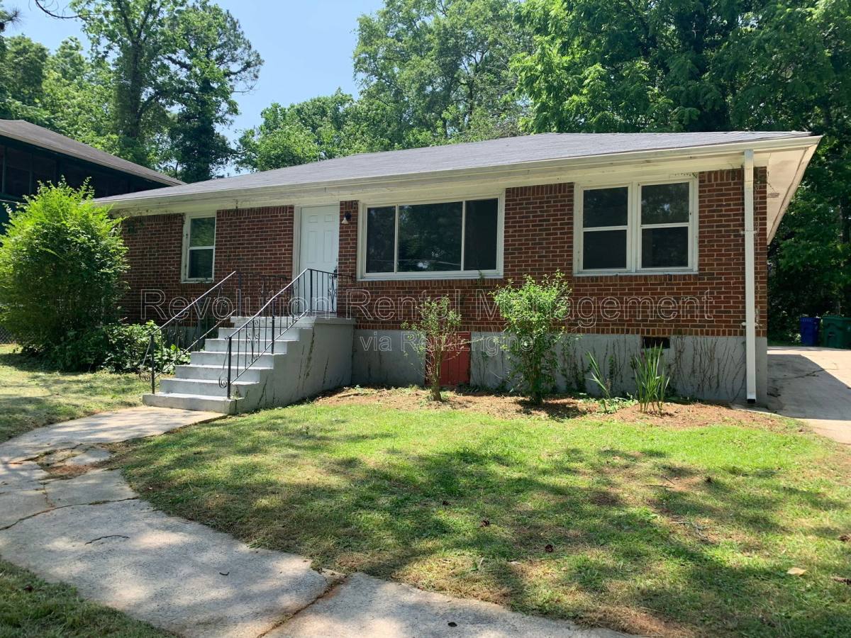 Condo for rent at 2715 Larkspur Dr SE, Atlanta, GA 30316