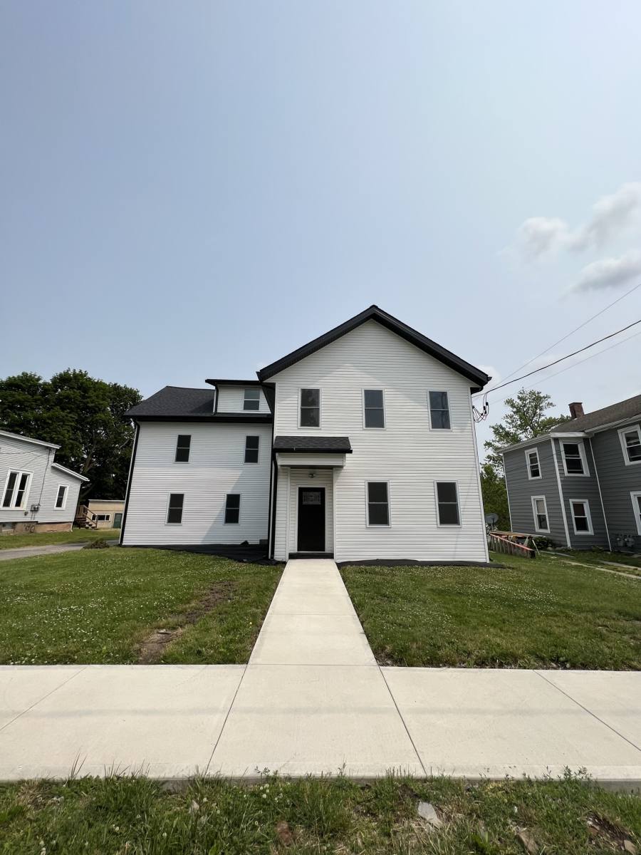 Apartment for rent at 200 W Walnut St #6, Ashland, OH 44805