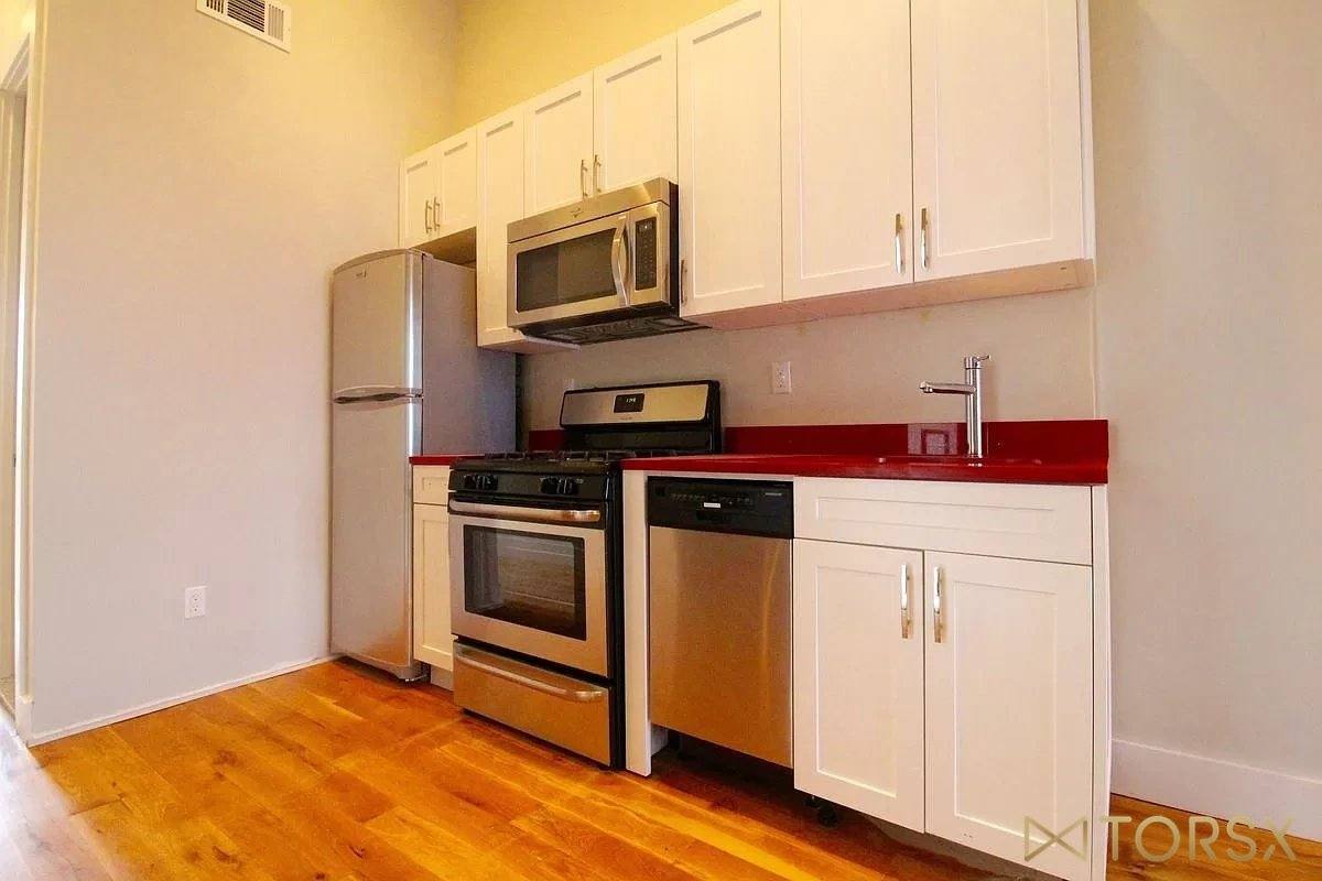 Apartment for rent at 186 Wilson Ave #2R, Brooklyn, NY 11237