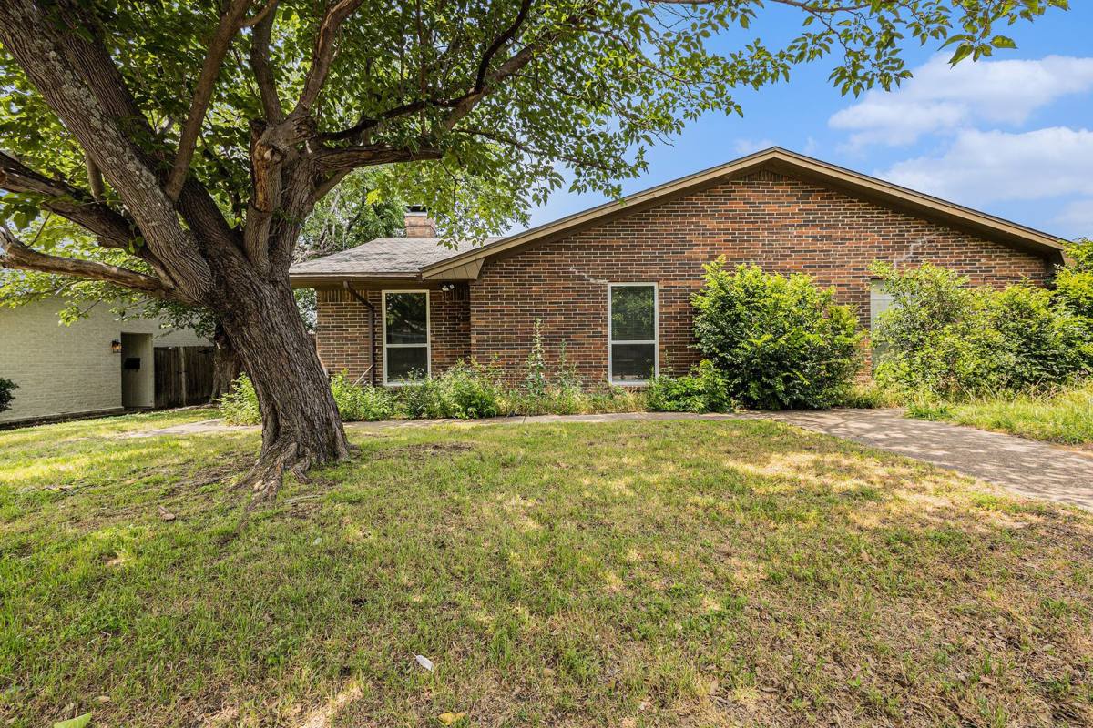 House for rent at 11349 Quail Run St, Dallas, TX 75238