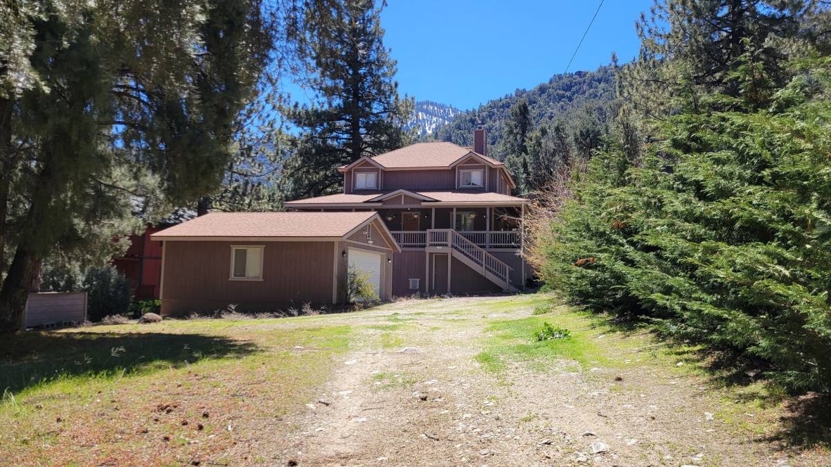 House for rent at 15504 Mil Potrero, Pine Mountain Club, CA 93222