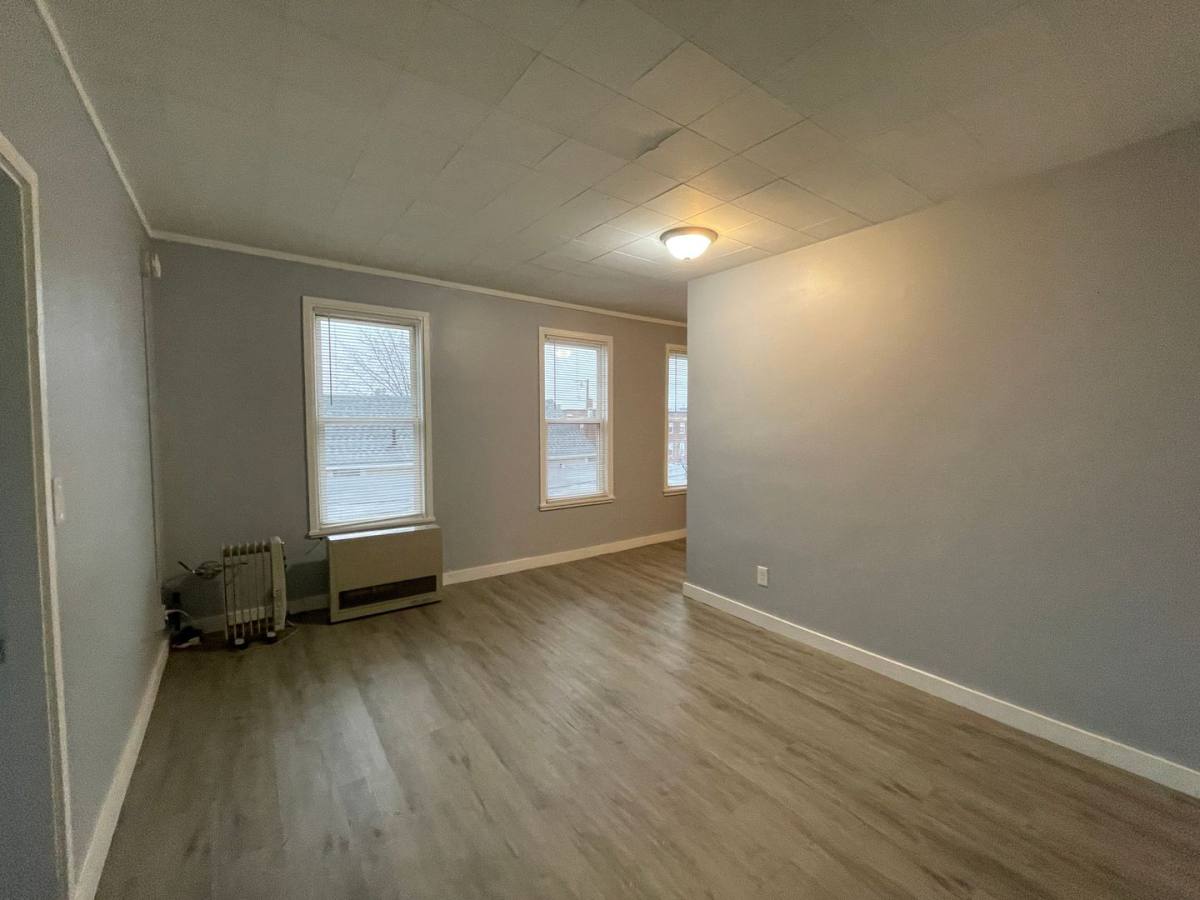 Apartment for rent at 68 Orange St, Manchester, NH 03104