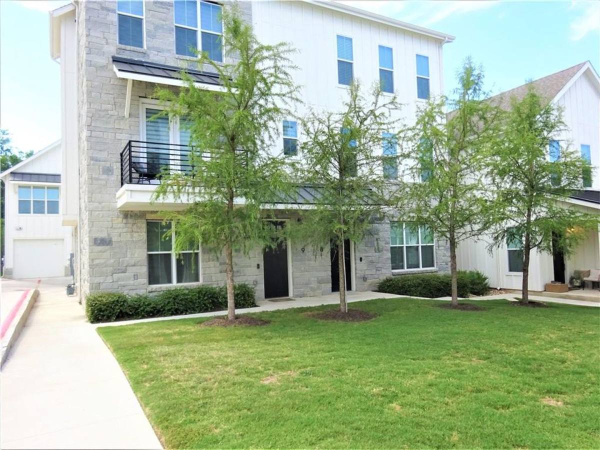 Condo for rent at 2624 Metcalfe Rd #9, Austin, TX 78741