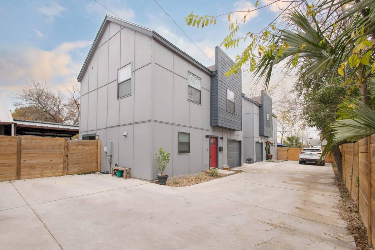 House for rent at 734 Essex St, San Antonio, TX 78210