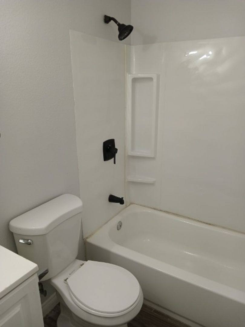 Apartment for rent at 2401 Sunrise Ave, Las Vegas, NV 89101