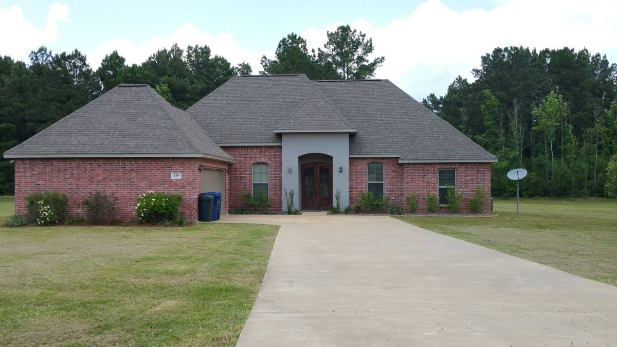 House for rent at 135 Eagle Point Rd, Leesville, LA 71446