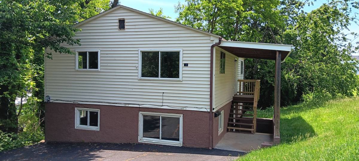 House for rent at 130 E St, Christiansburg, VA 24073