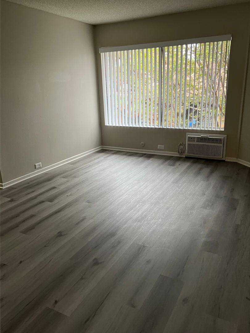 Apartment for rent at 6400 Lincoln Ave, Buena Park, CA 90620