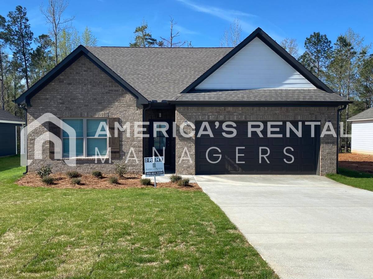 House for rent at 460 Ridge View Circle, Jemison, AL 35085