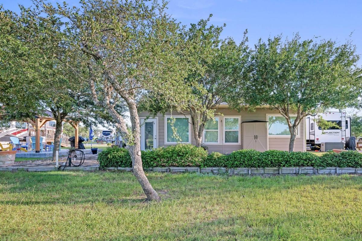House for rent at 25 Augusta Circle, Aransas Pass, TX 78336