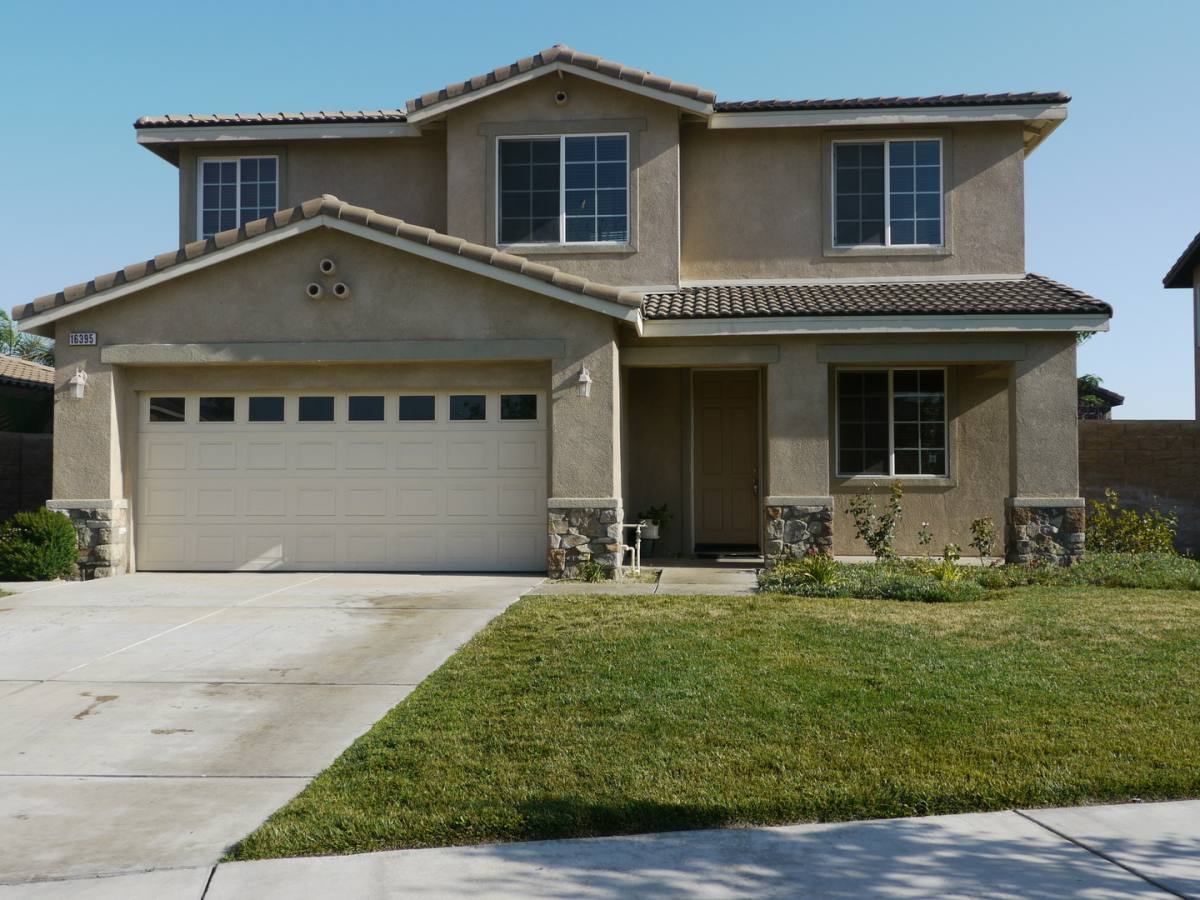 House for rent at 16395 Twinberry Court, Fontana, CA 92336