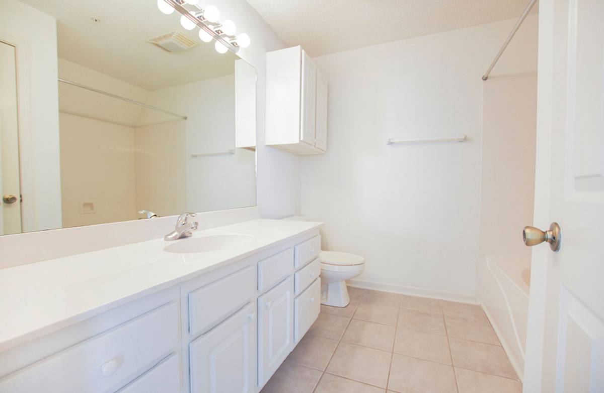 Apartment for rent at 2150 42nd St, Kenner, LA 70065