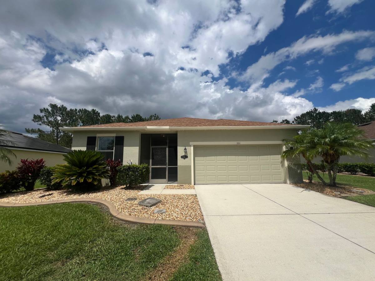 House for rent at 221 Thornberry Branch Lane, Daytona Beach, FL 32124