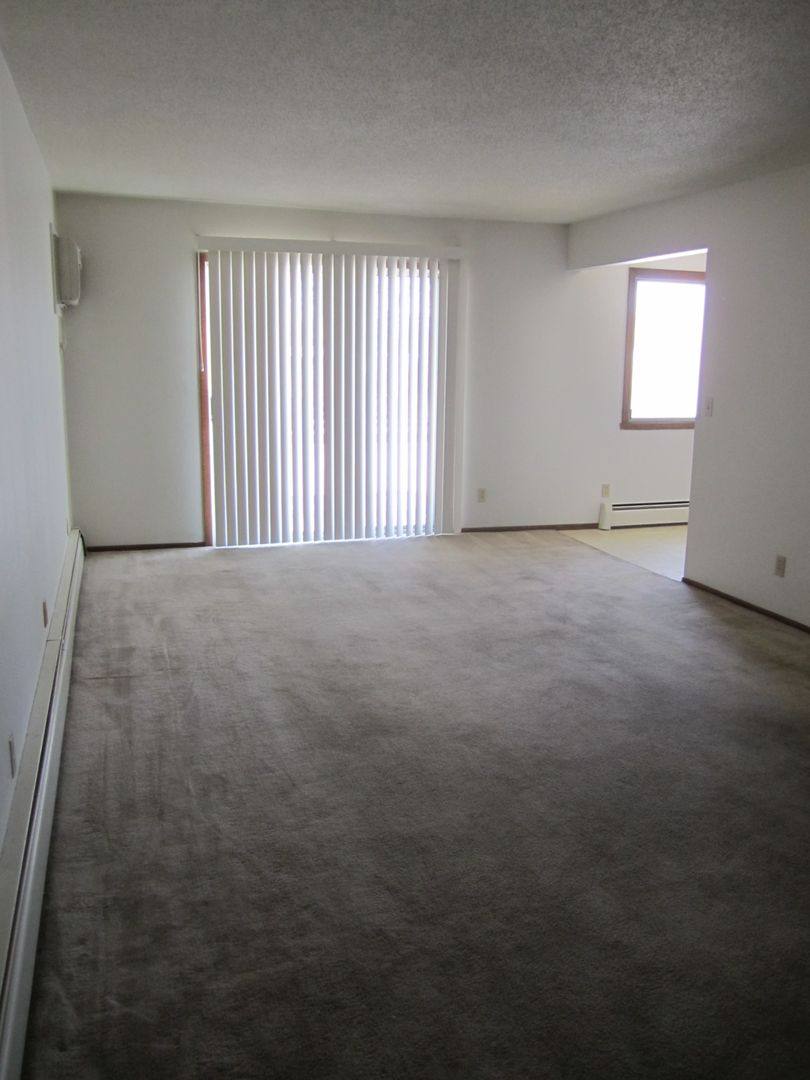 Apartment for rent at 1631 8th St N, Wahpeton, ND 58075