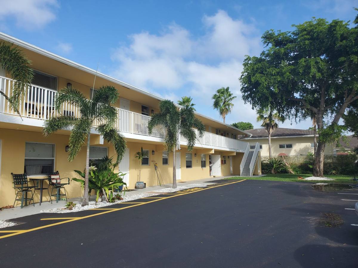 Apartment for rent at 2640 NE 8th Ave, Fort Lauderdale, FL 33334