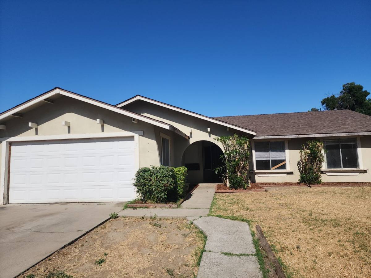 House for rent at 205 Eula Dr, Modesto, CA 95354