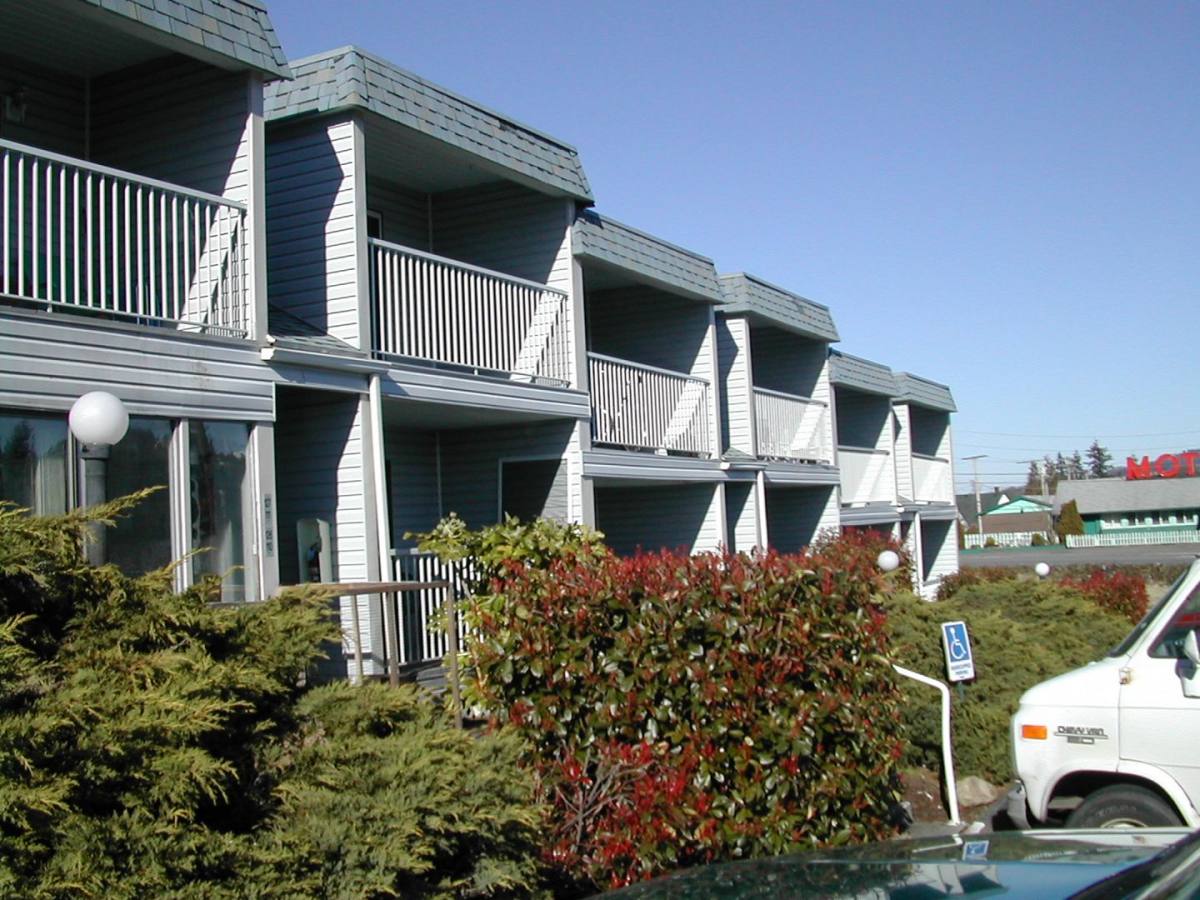 Apartment for rent at 1015 Otis St, Bellingham, WA 98225