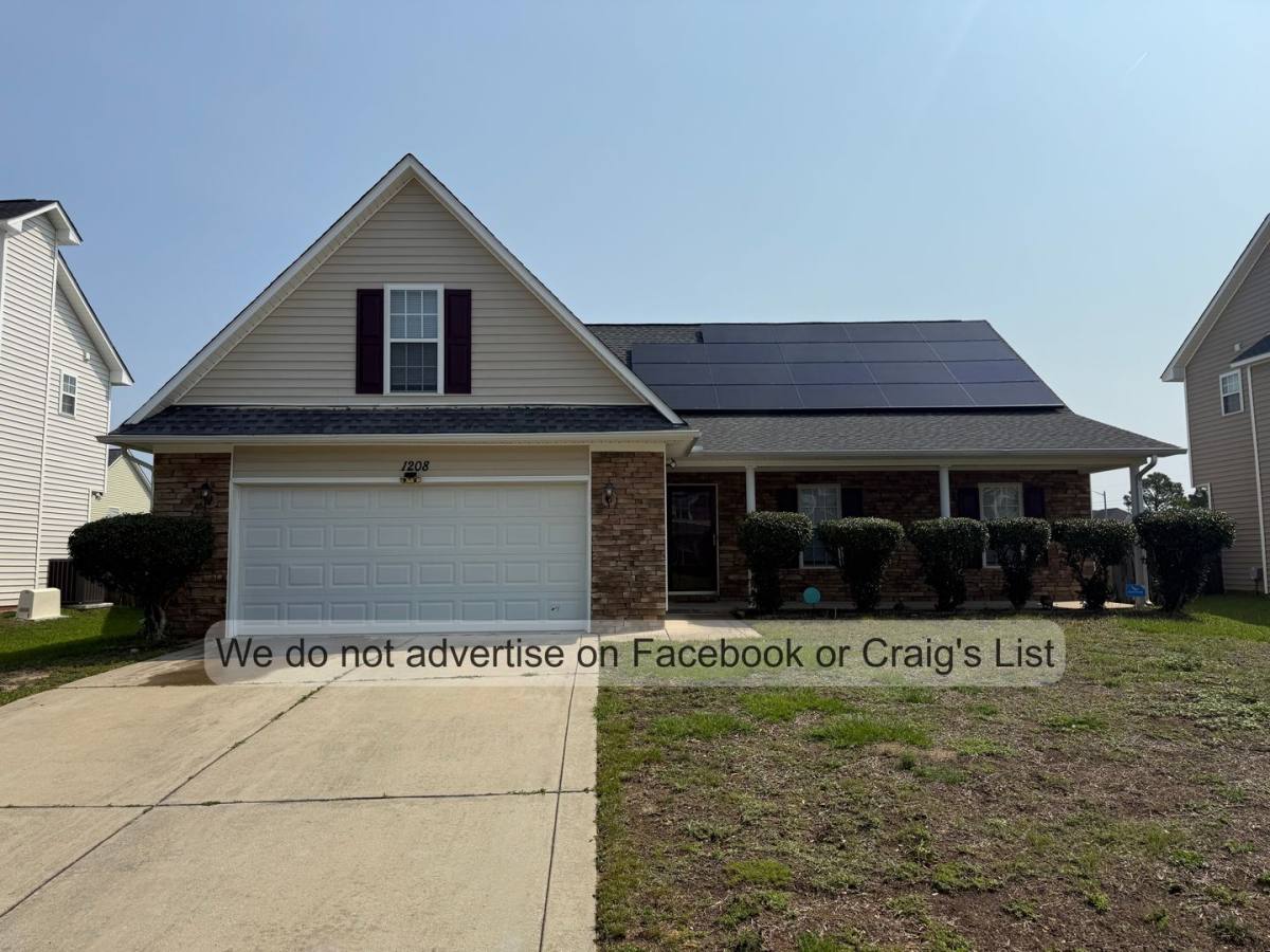 House for rent at 1208 Chimney Swift Dr, Fayetteville, NC 28306