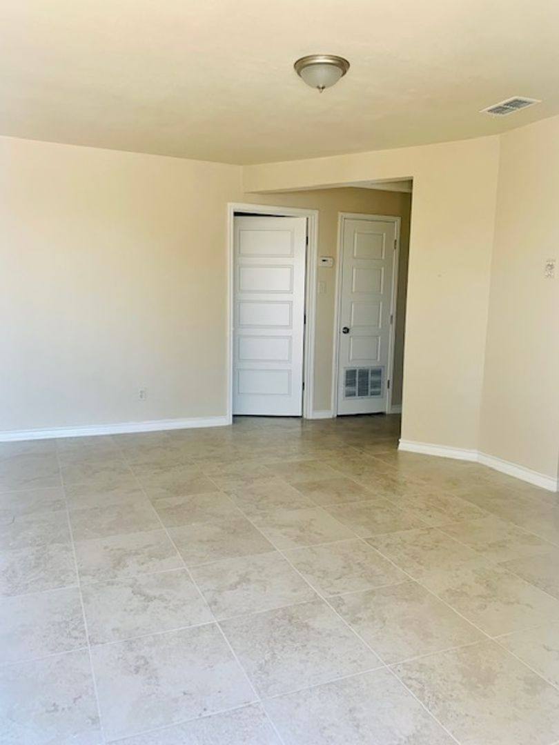 Apartment for rent at 3103 E Price St, Laredo, TX 78043