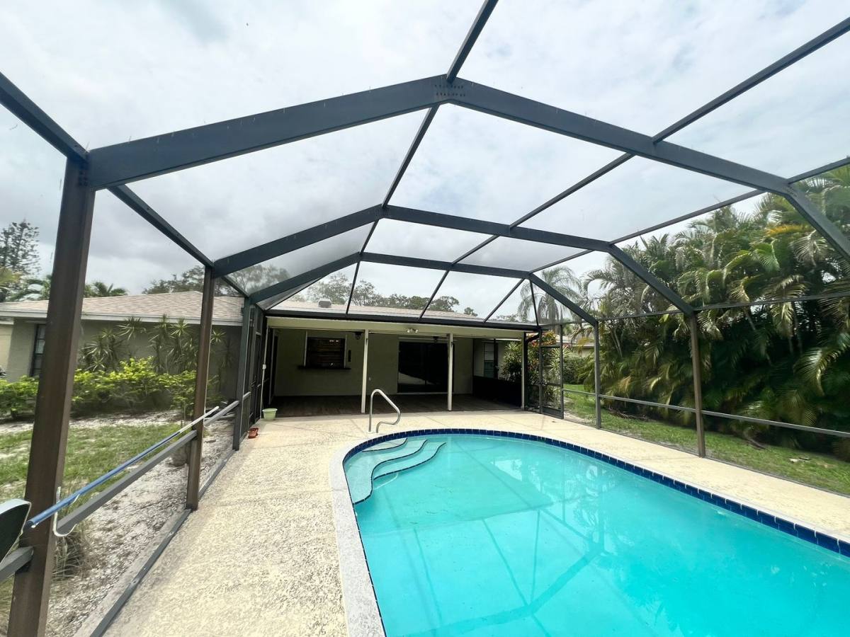 House for rent at 1240 SE Palm Beach Rd, Port Saint Lucie, FL 34952