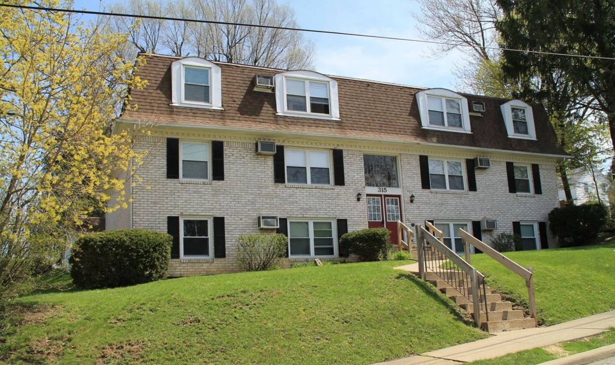 Apartment for rent at 315 Wood St, Mansfield, OH 44903