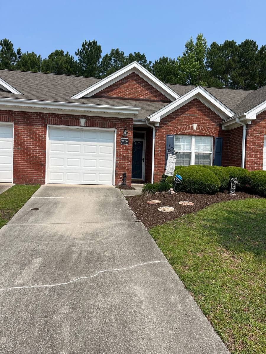 Townhouse for rent at 7705 Marymount, Wilmington, NC 28411
