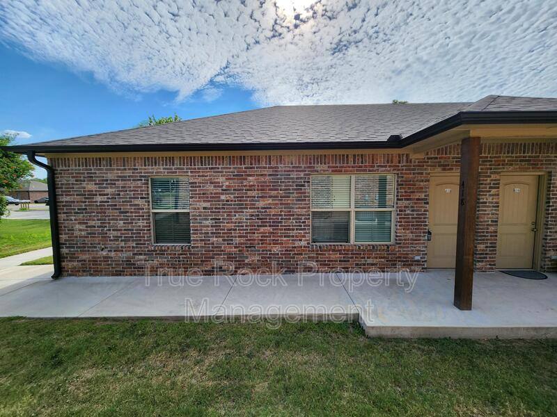 House for rent at 418 E 13th, Ada, OK 74820