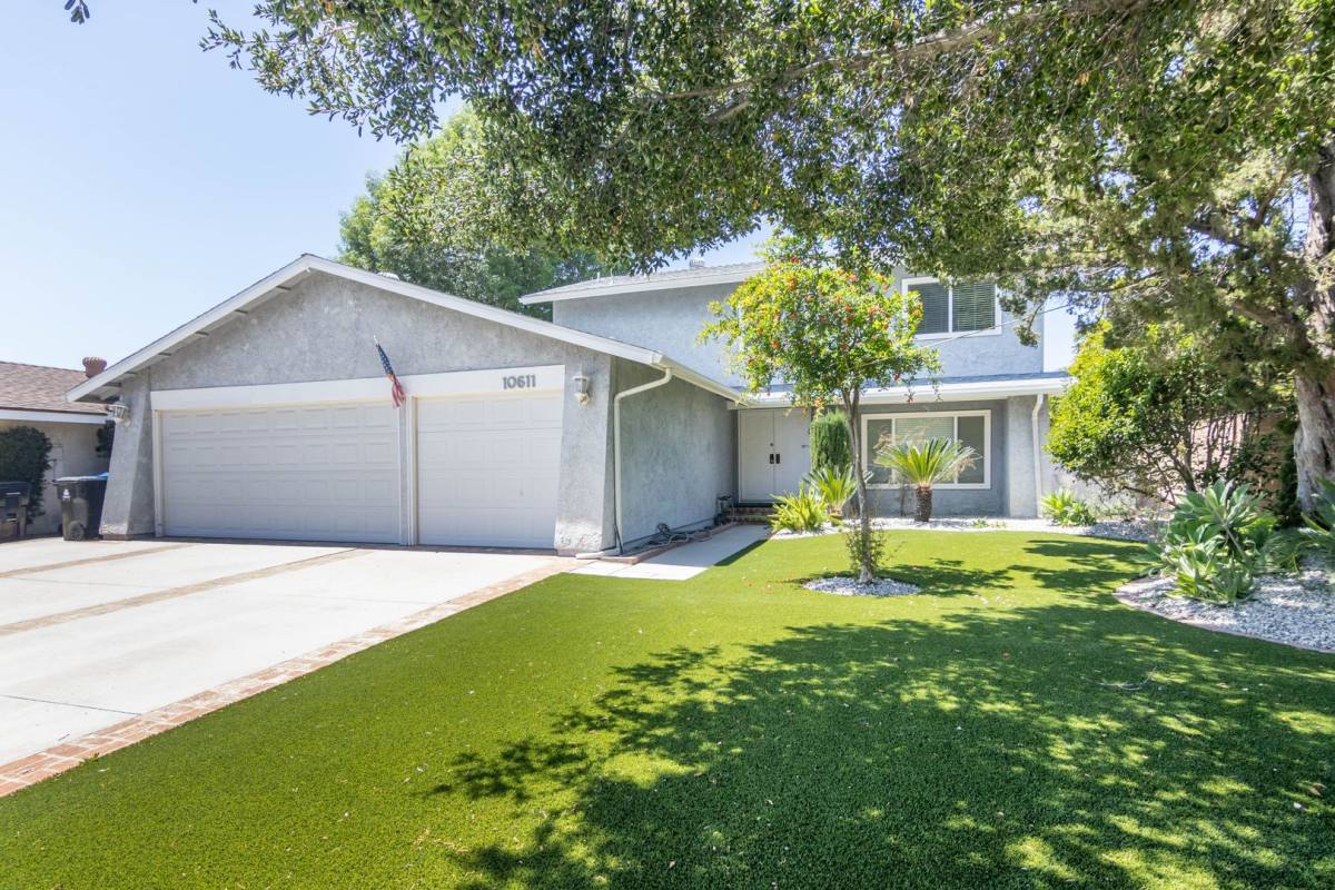 House for rent at 10611 Jordan Ave, Chatsworth, CA 91311