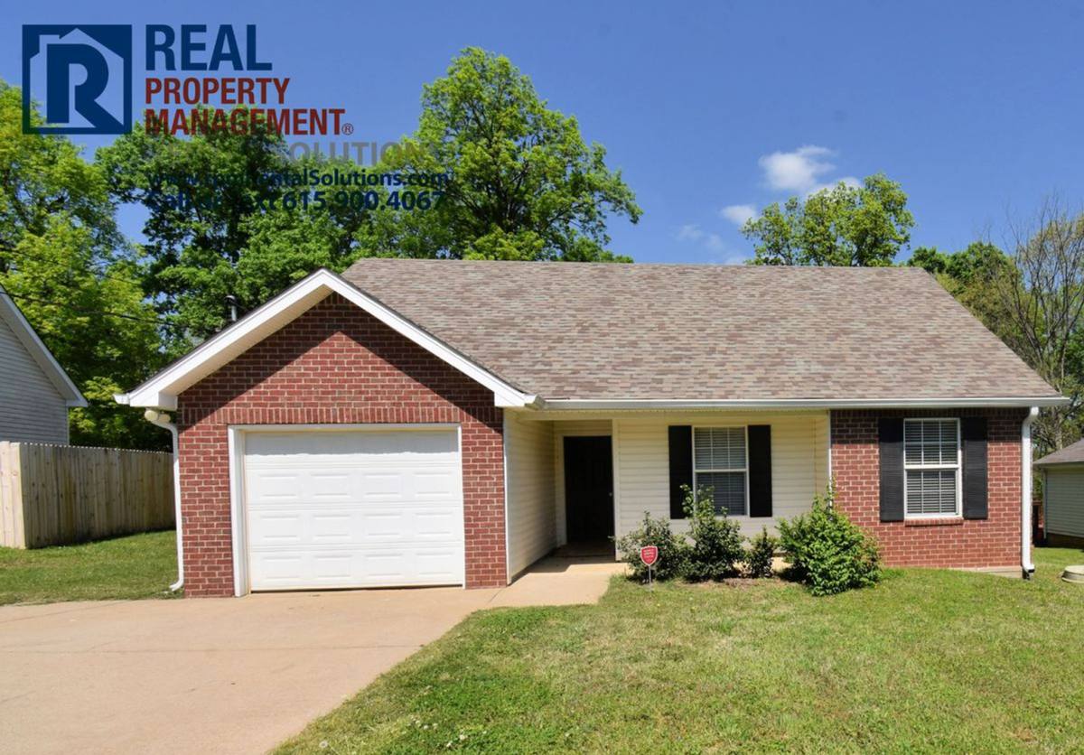 House for rent at 1202 Akins Ridge Dr, La Vergne, TN 37086