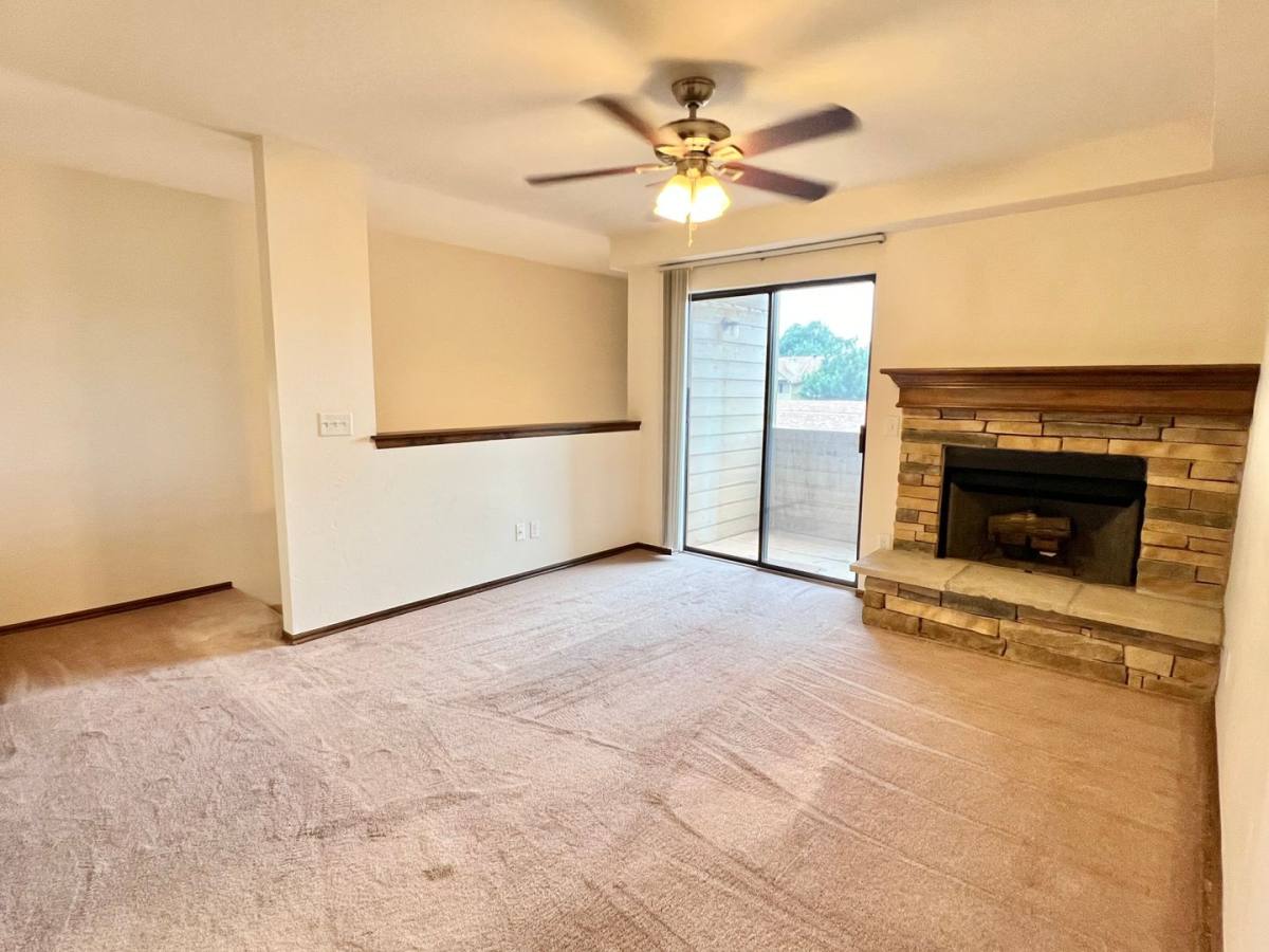 Condo for rent at 14415 N Pennsylvania Ave, Oklahoma City, OK 73134