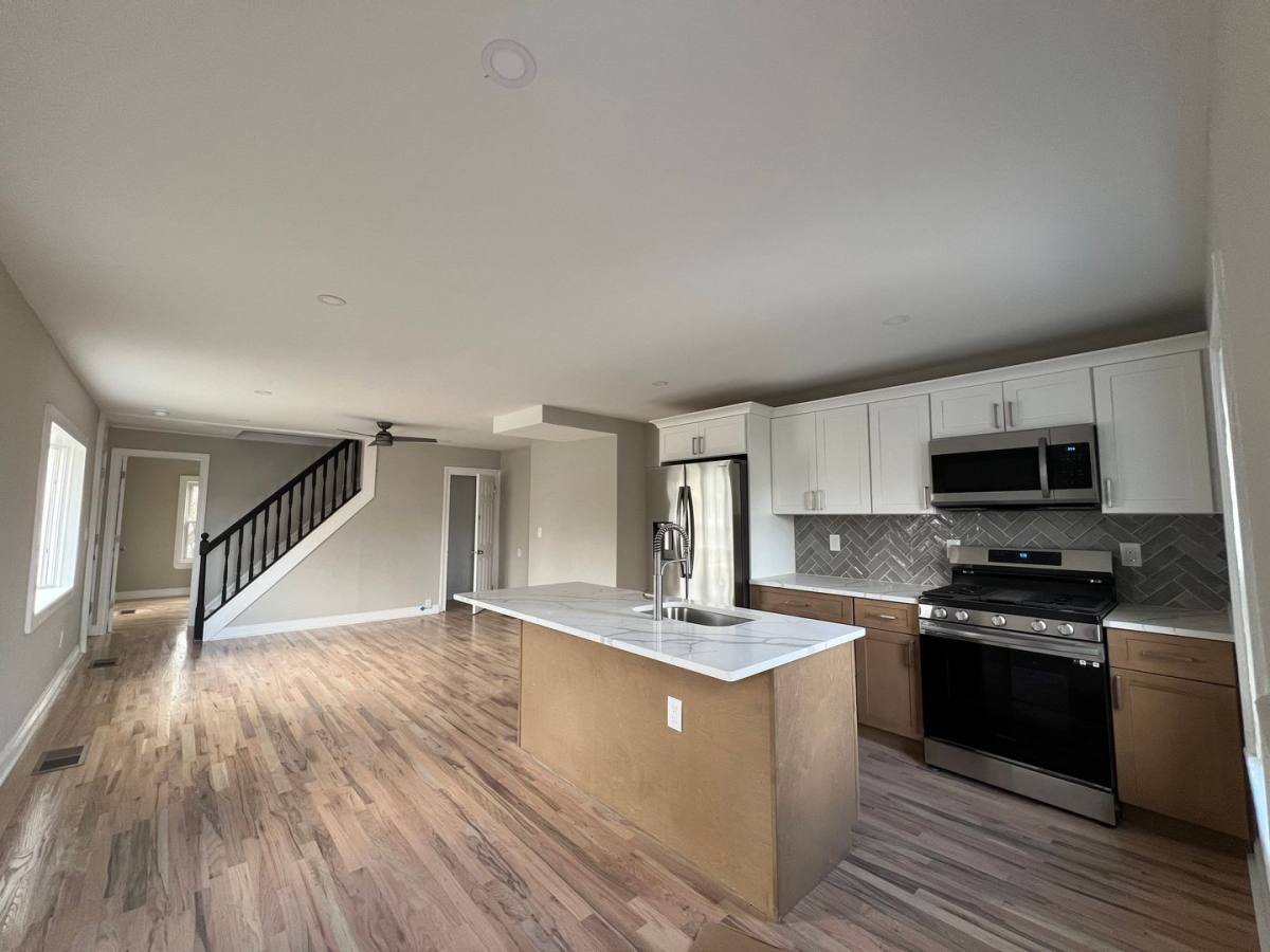 Townhouse for rent at 18-32 Washington Ave, Hamden, CT 06518