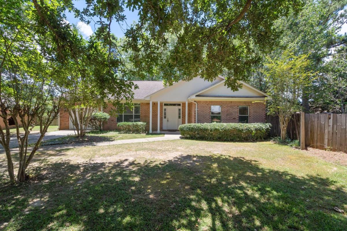 House for rent at 7 Troyer Court, Fairhope, AL 36532