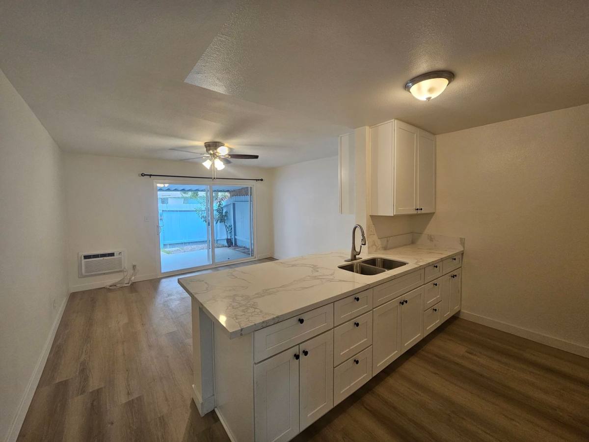 Apartment for rent at 10117 Gunn Ave, Whittier, CA 90605