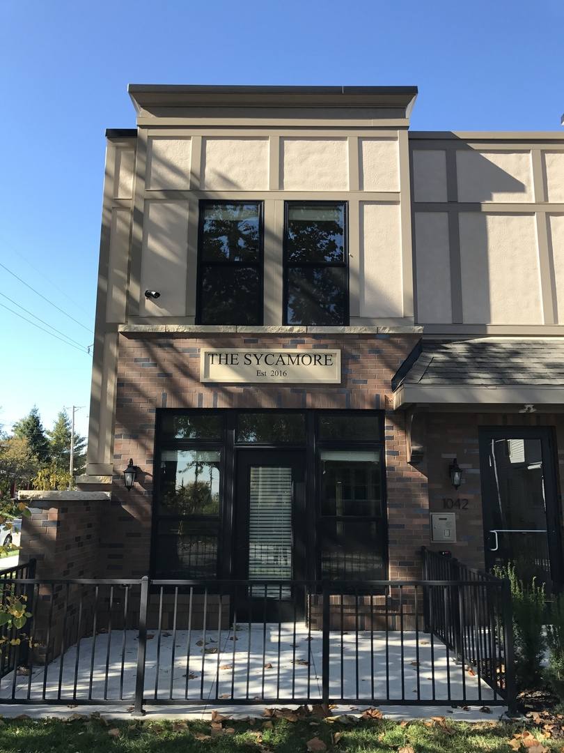 Apartment for rent at 1042 S 30th Ave, Omaha, NE 68105