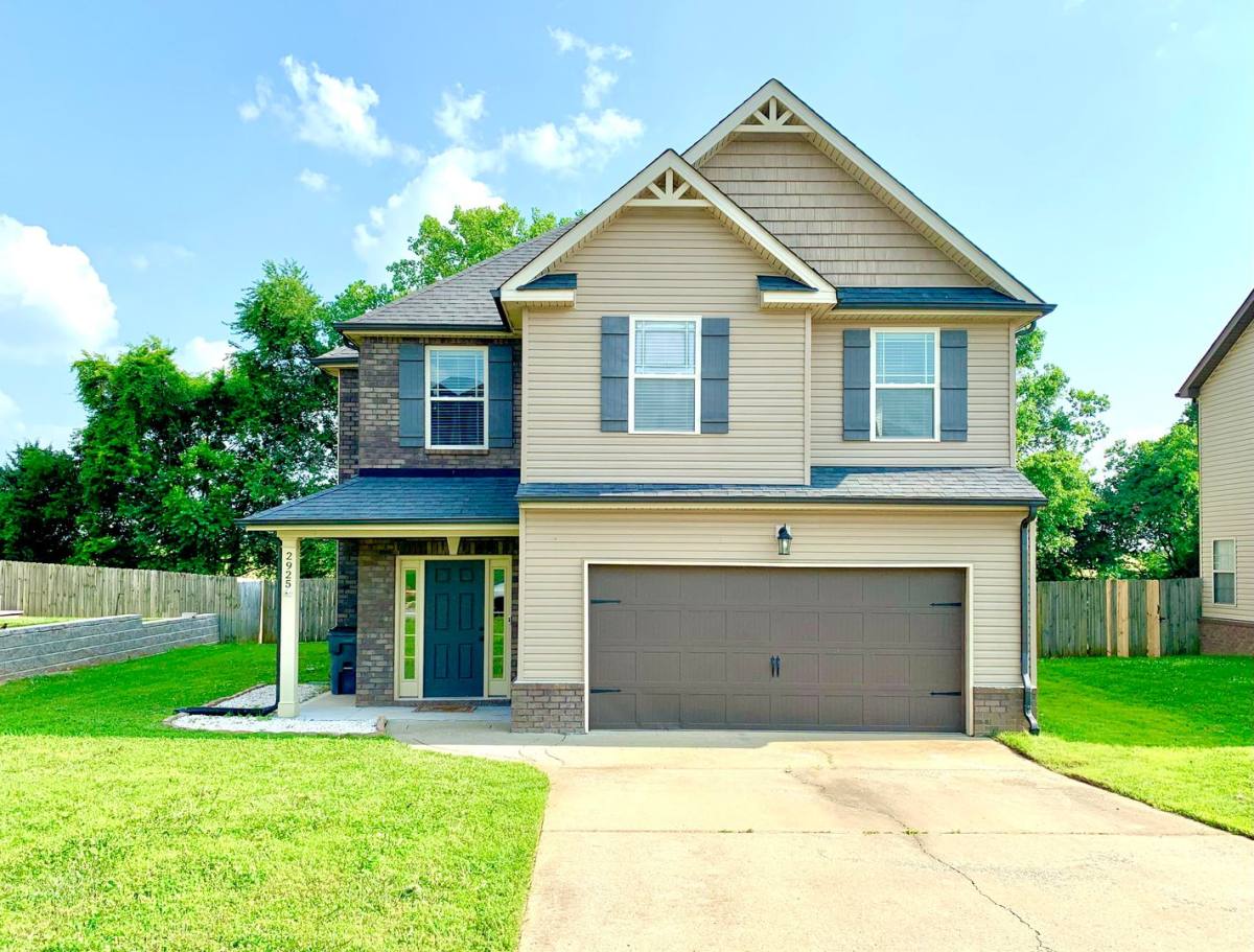House for rent at 2925 McManus Circle, Clarksville, TN 37042