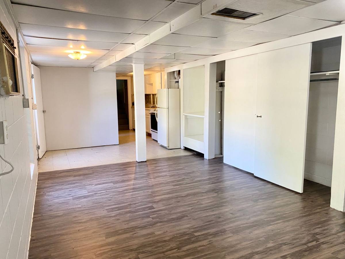Apartment for rent at 1900 W Division, Dodge City, KS 67801