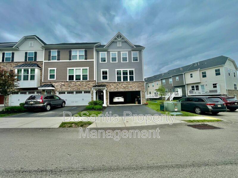 Townhouse for rent at 216 Olivia Way, Pittsburgh, PA 15237