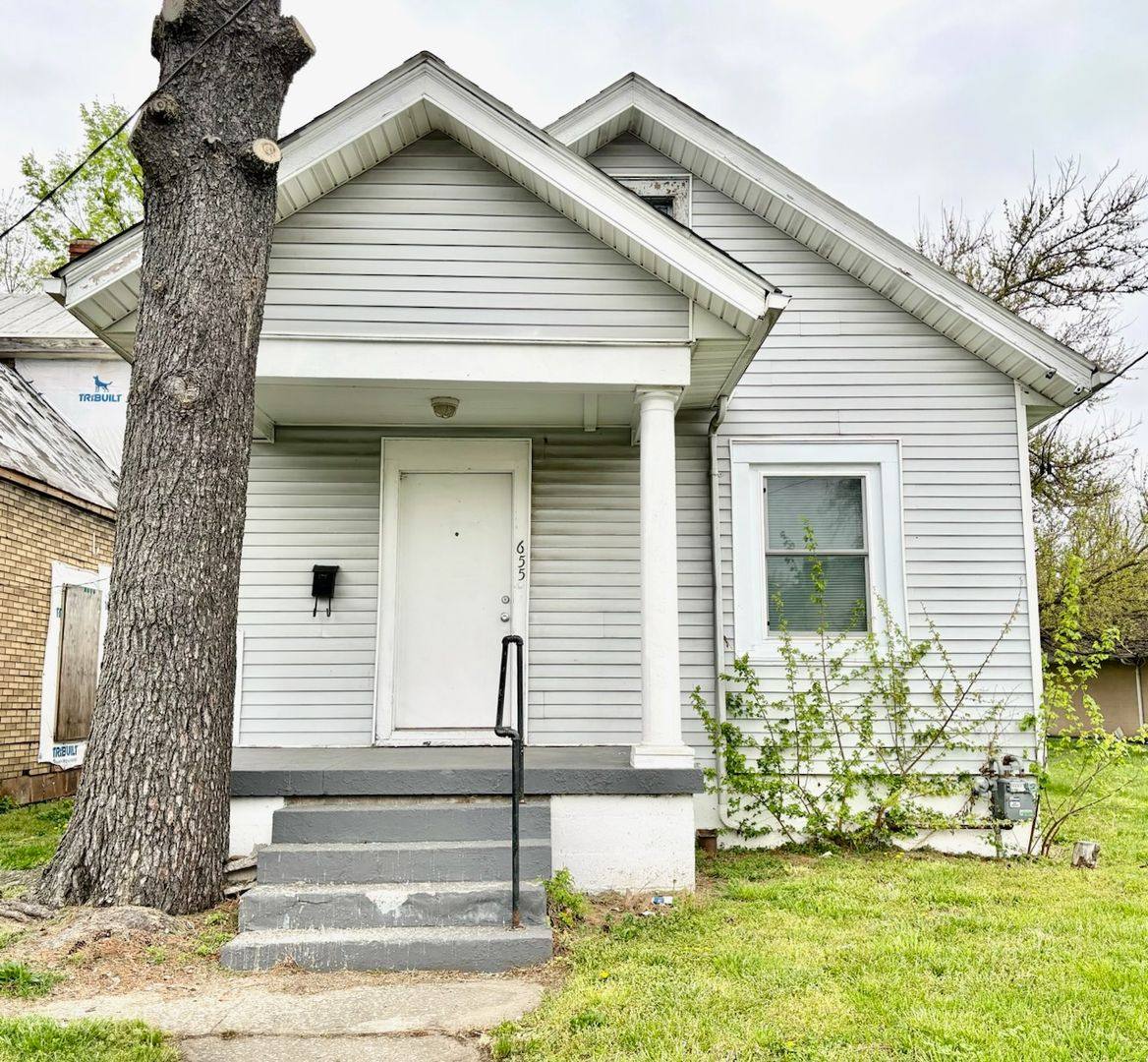 House for rent at 655 S 27th St, Louisville, KY 40211