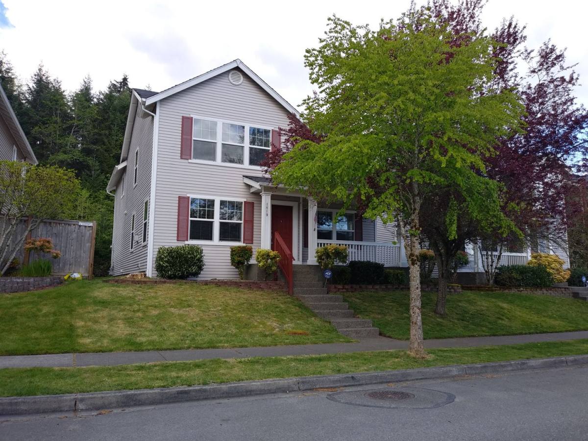 House for rent at 1819 Hoffman Hill Blvd, Dupont, WA 98327