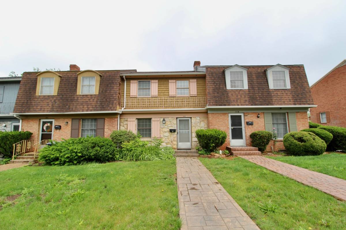 Townhouse for rent at 300 S Dogwood Dr #C, Harrisonburg, VA 22801