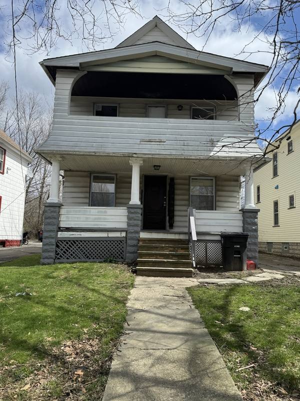 Apartment for rent at 2927 E 126th St #1, Cleveland, OH 44120