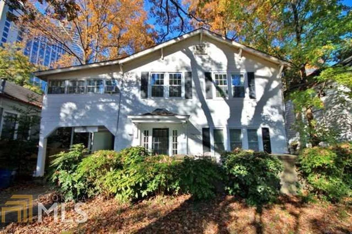 House for rent at 32 Highland Dr NE, Atlanta, GA 30305