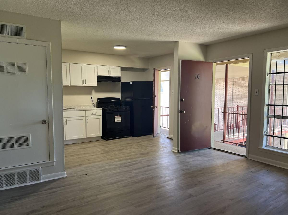Apartment for rent at 888 Kerr Ave, Memphis, TN 38106