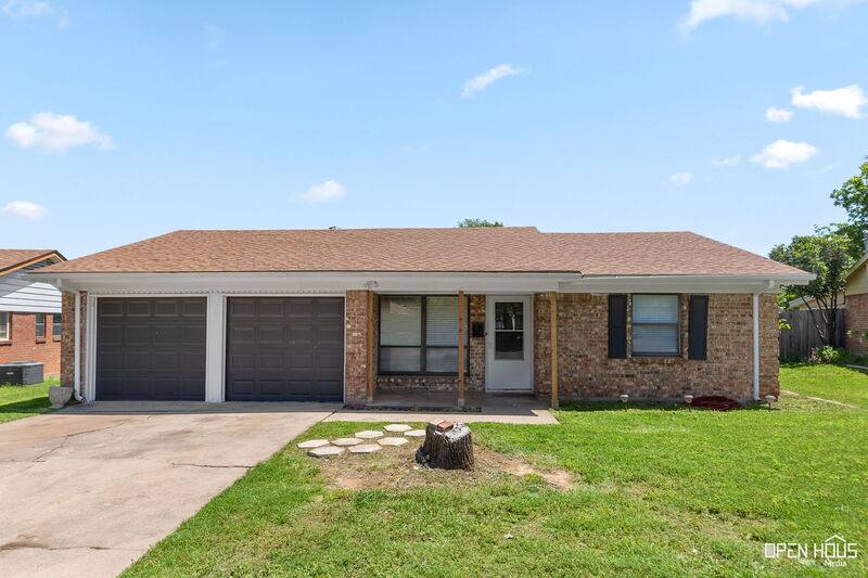 House for rent at 4615 Hollandale Ave, Wichita Falls, TX 76302