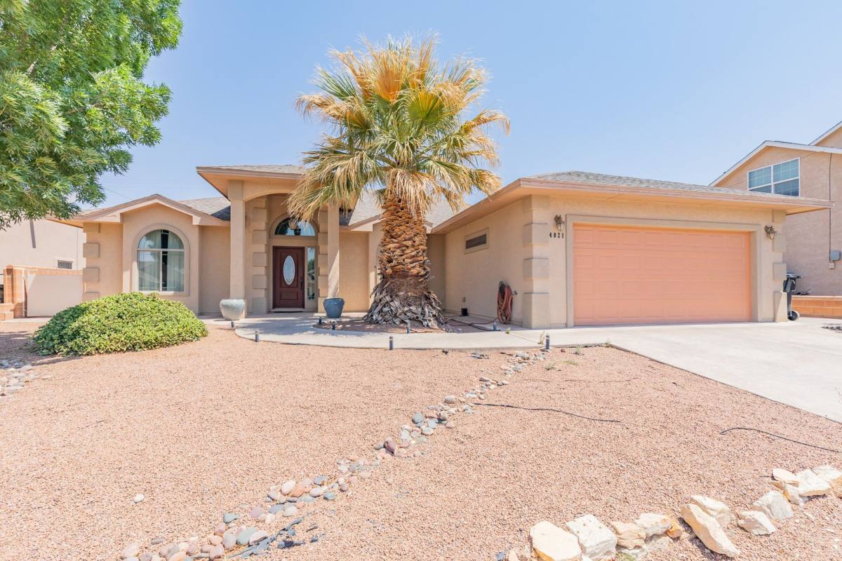 House for rent at 4021 Wood Lp, Alamogordo, NM 88310