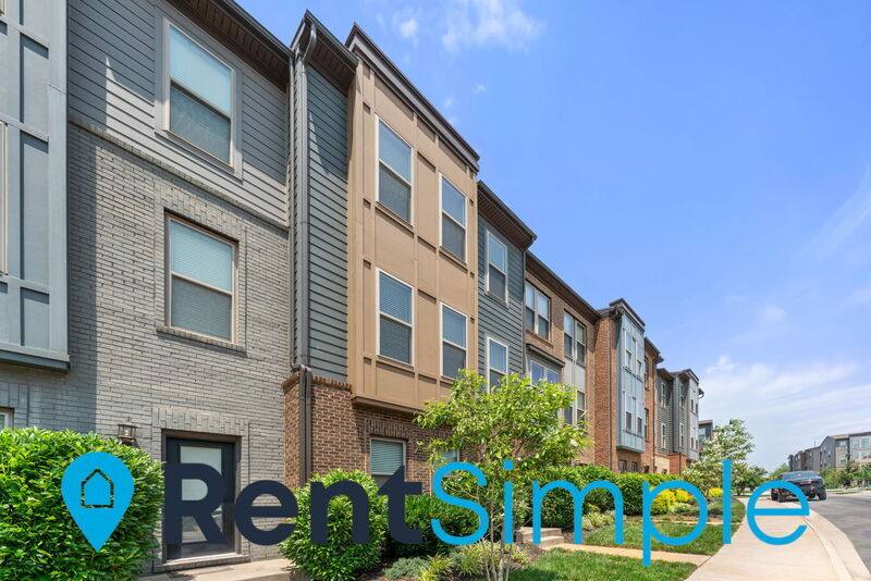 Townhouse for rent at 10520 Ratcliffe Trail, Manassas, VA 20110